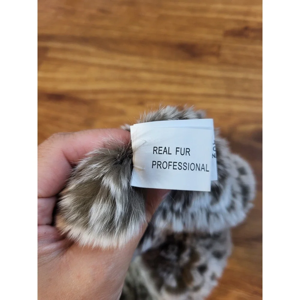 Glamourpuss Saks Fifth Avenue Rabbit Fur Neck Warmer